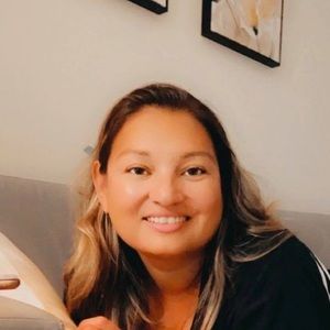 Meet your Posher, Sherry